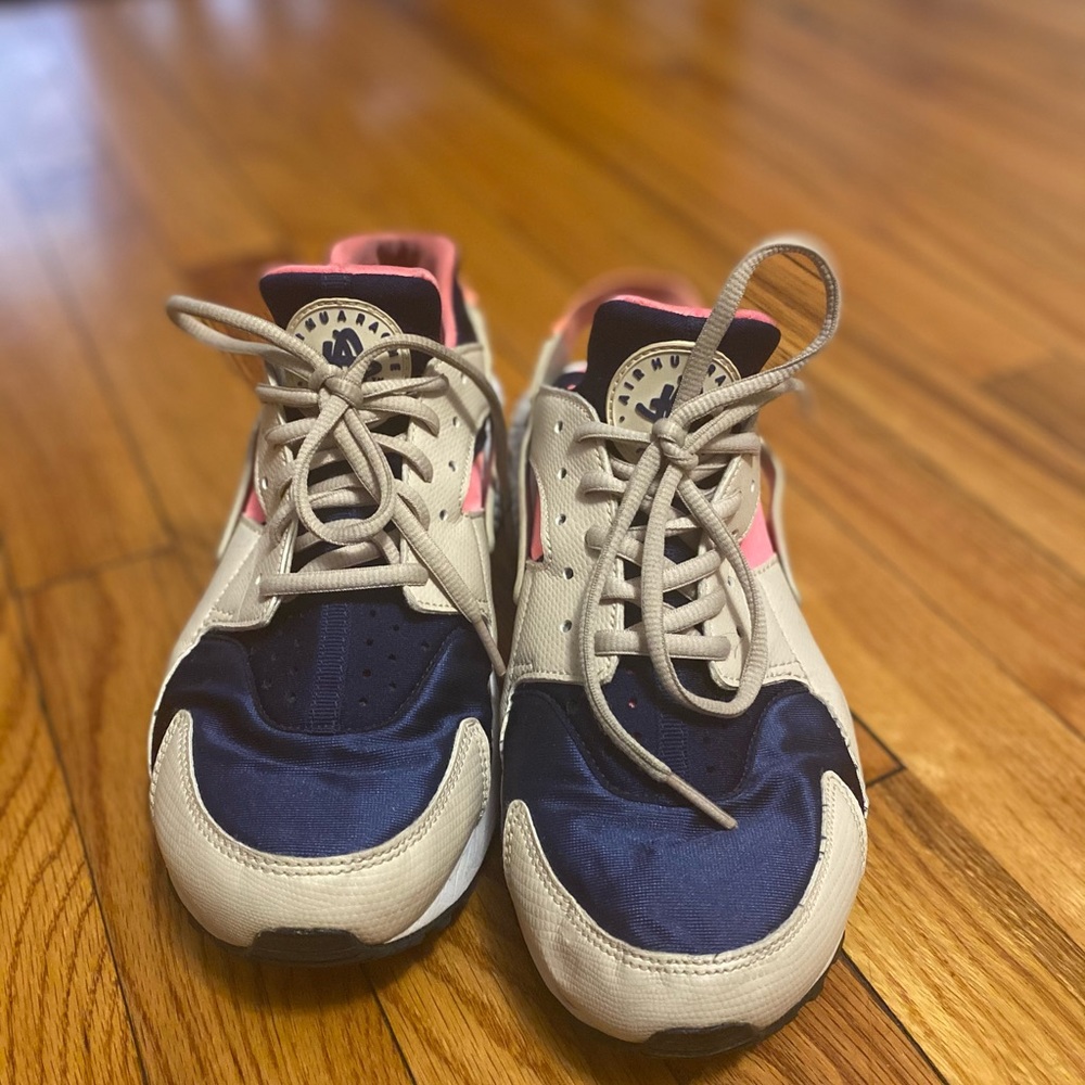 Pink, navy, and tan air huarache